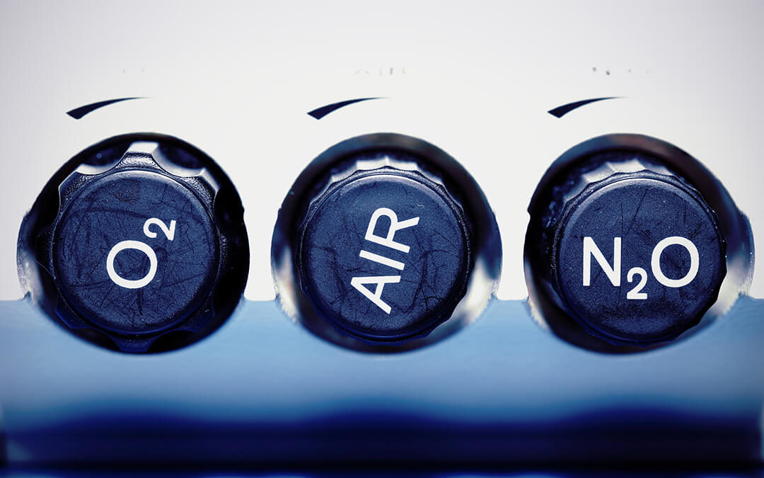 Air, oxygen, nitrous oxide - medical gas knobs