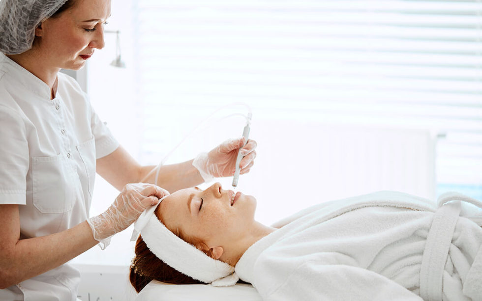 Cryotherapy and MedicalGrade Oxygen for Spas, Wellness, & Salons